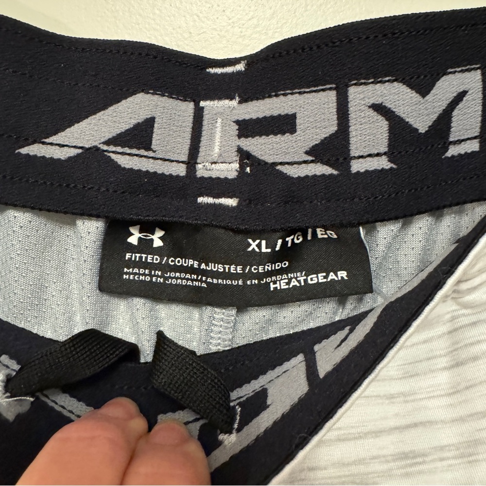 Under Armour Men's MK1 Twist athletic shorts XL Gray - Picture 3 of 6